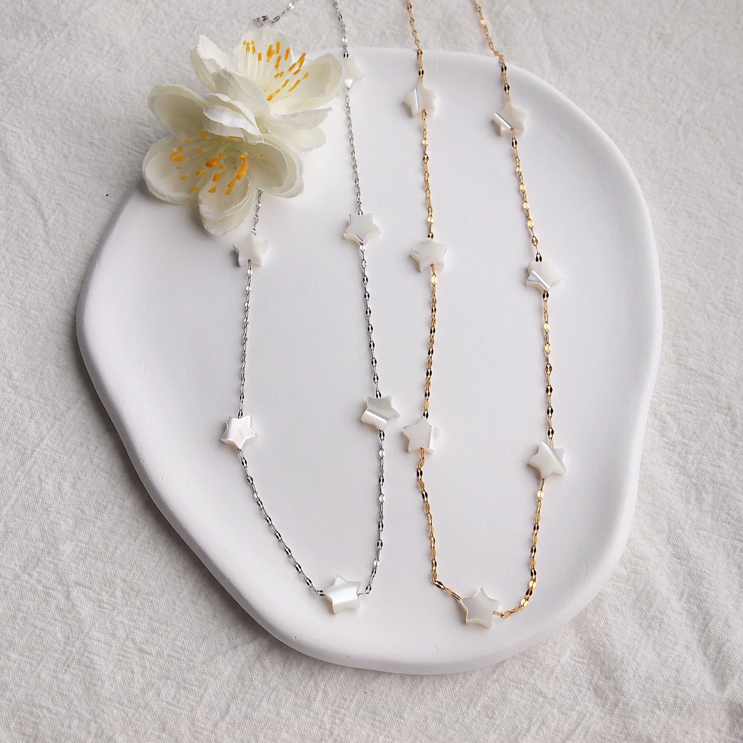 pearl stars chain necklaces in gold and silver color
