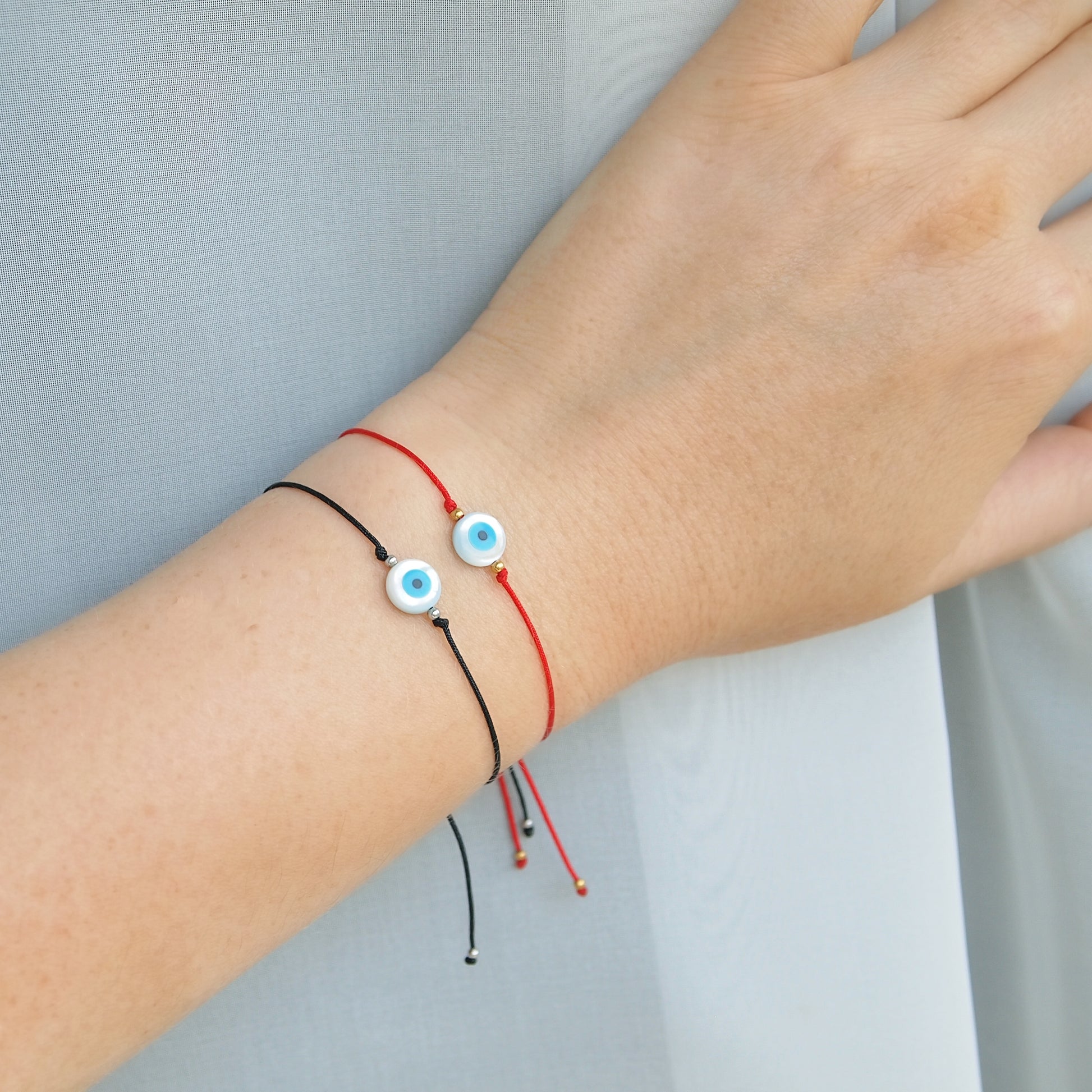 red string bracelet with protection eye bead