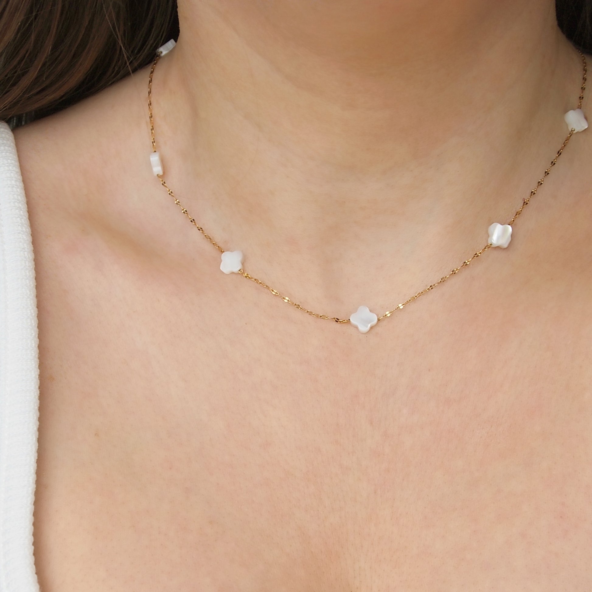 minimal mother of pearl four leaf clover necklace