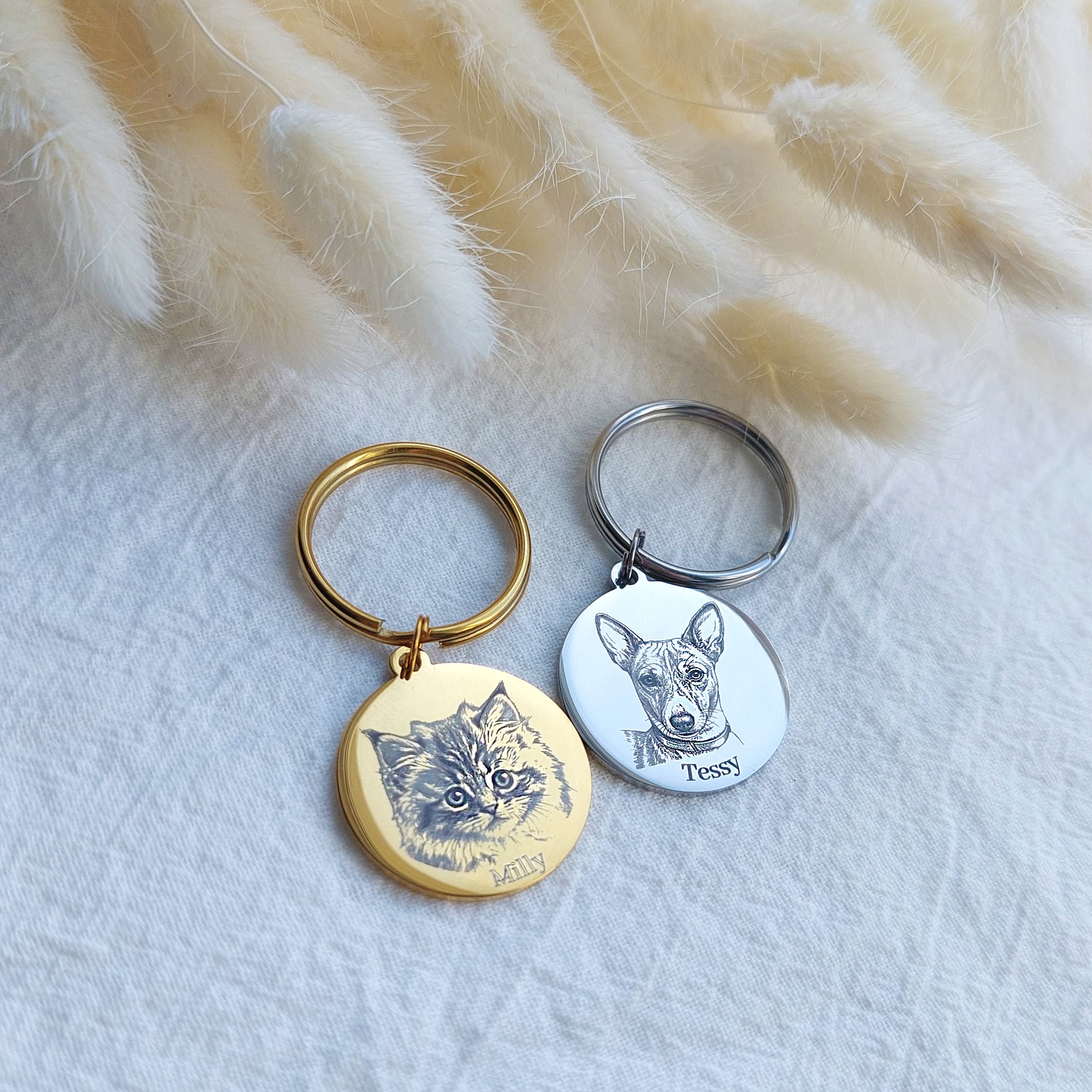 personalized keychain with engraved pet portrait