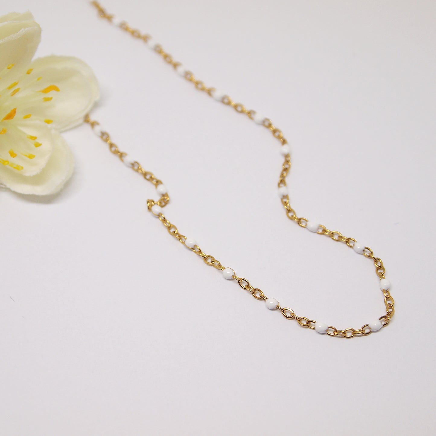 rosary type woman gold necklace
