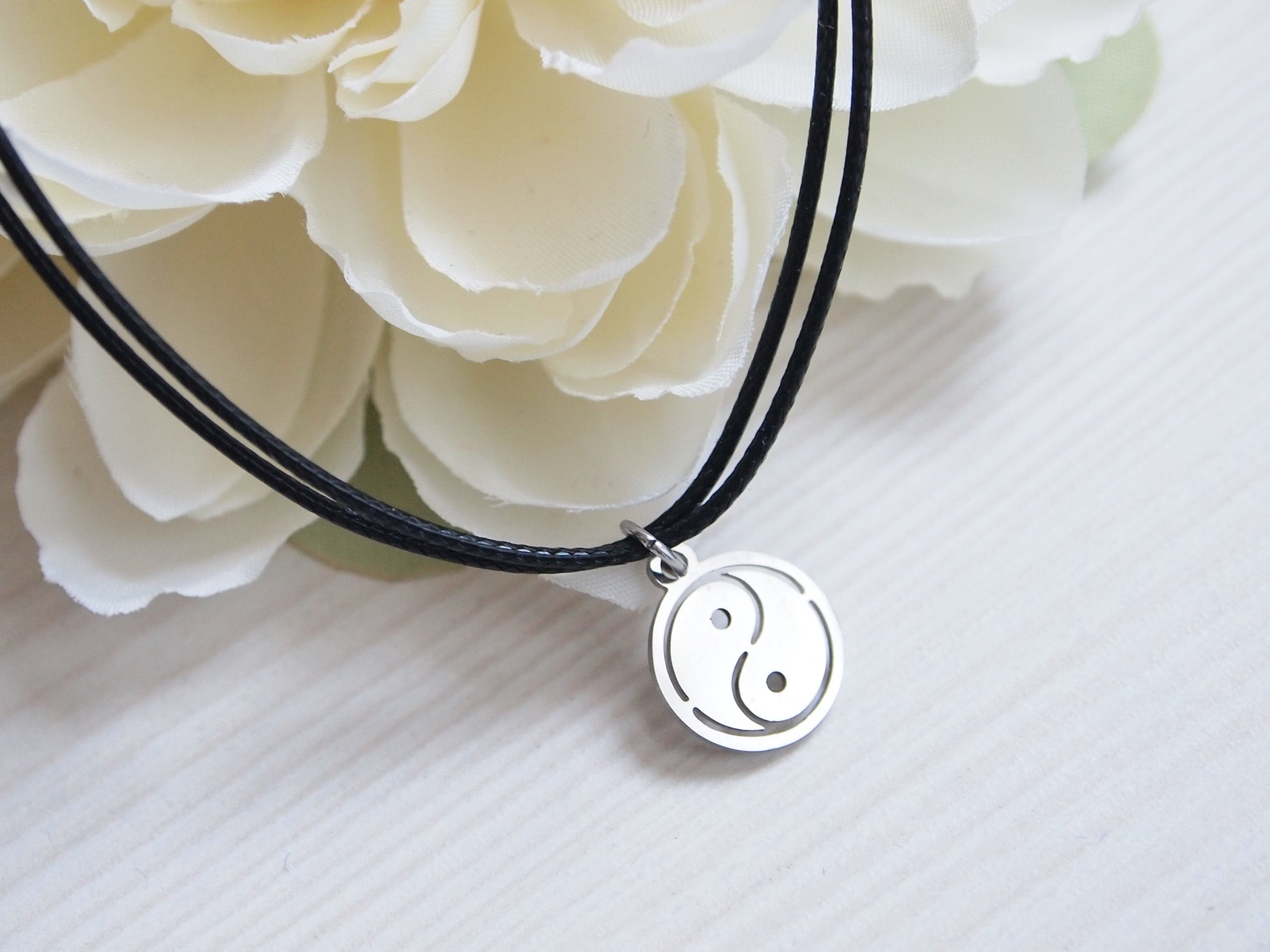 ying yang choker, spiritual necklace